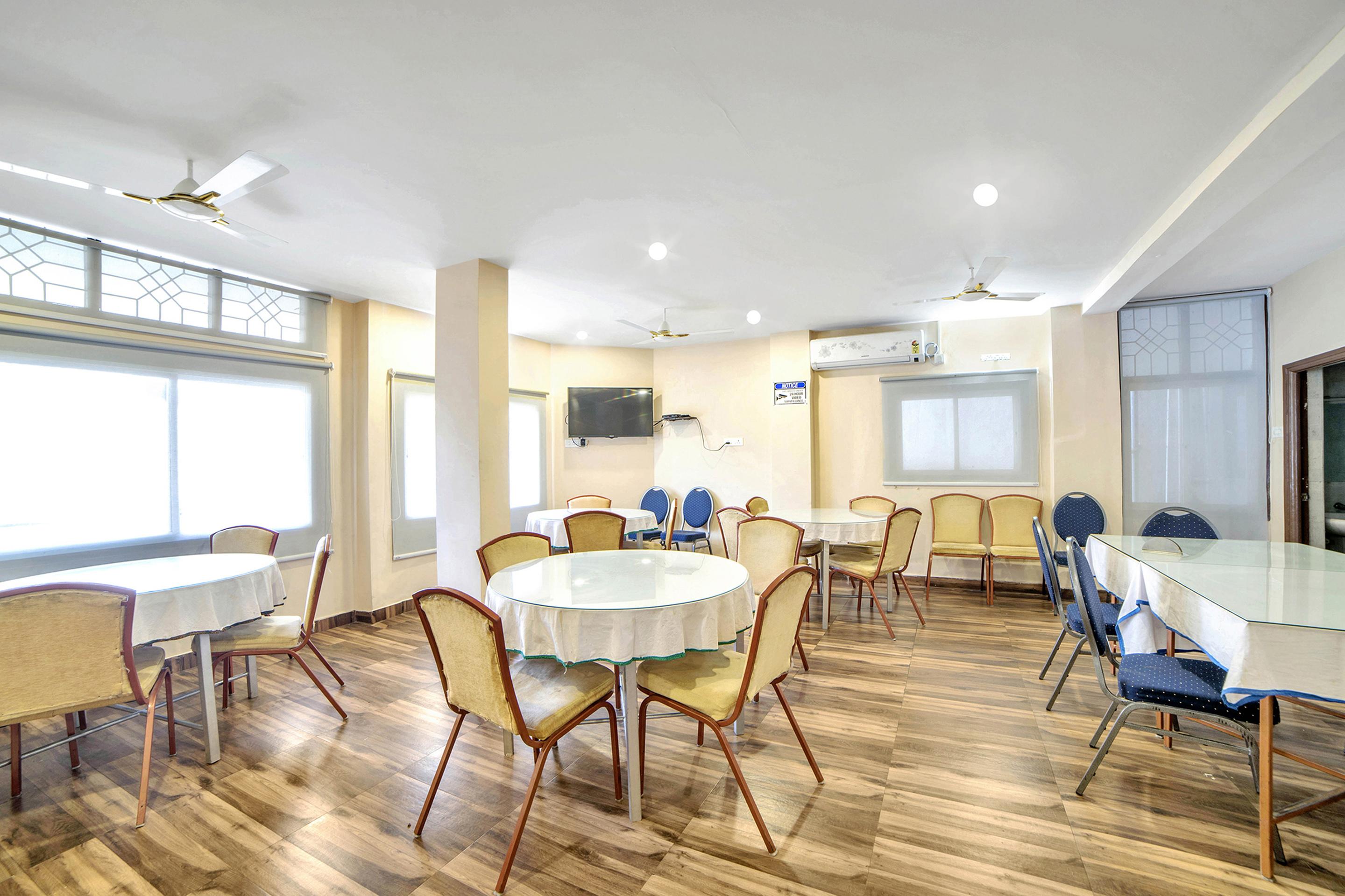 Oyo 674 Apartment Hotel Manar Luxury Suites Hajdarábád Exteriér fotografie